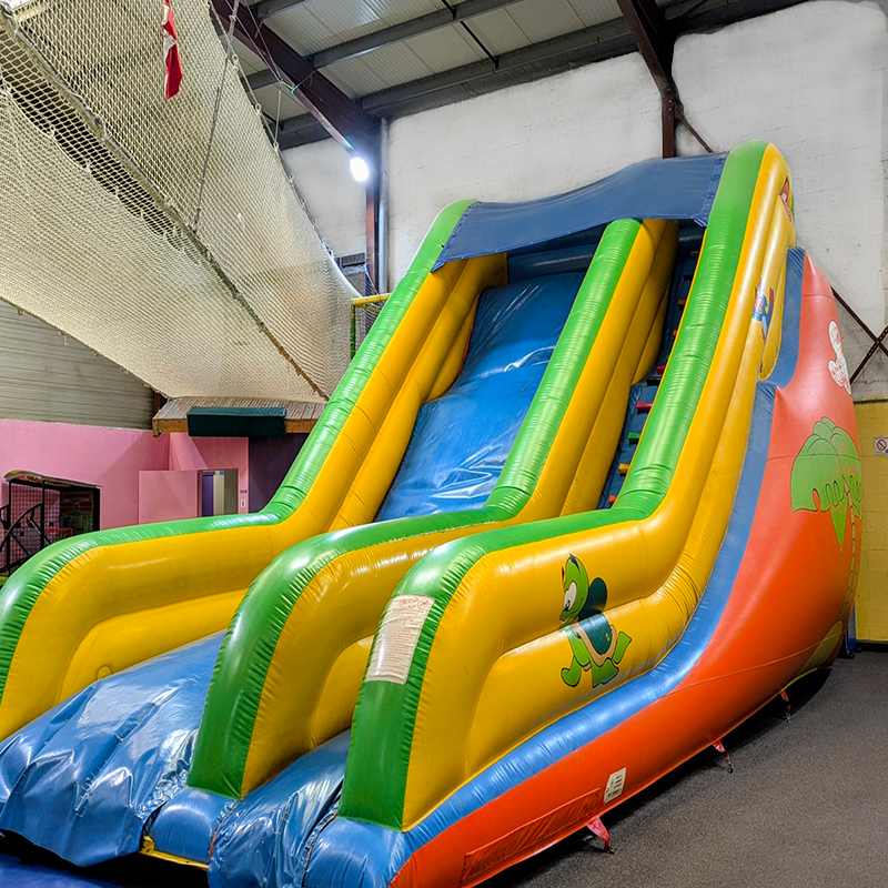 Toboggan gonflable Looping Kids